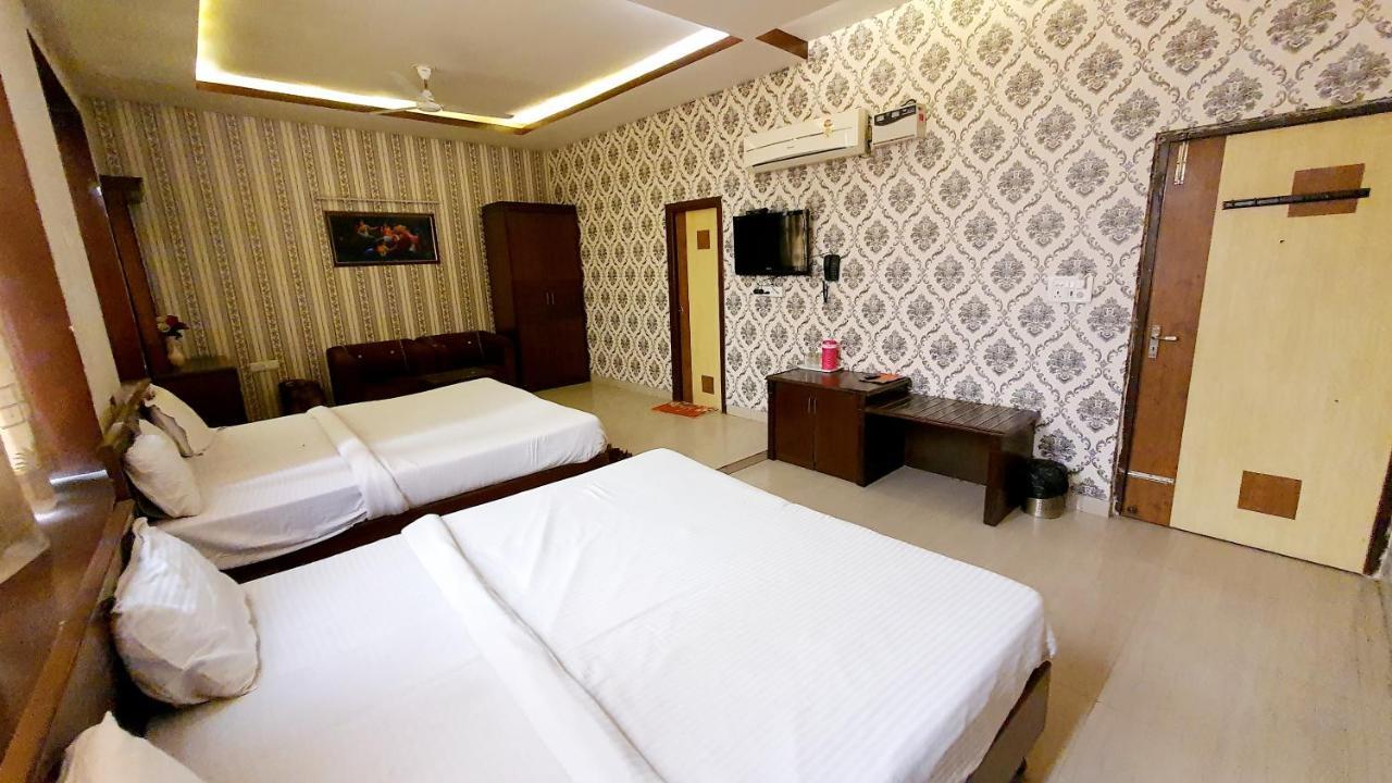 Hotel Amritsar Inn ภายนอก รูปภาพ